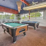 Red Carpet Inn - Stamford 