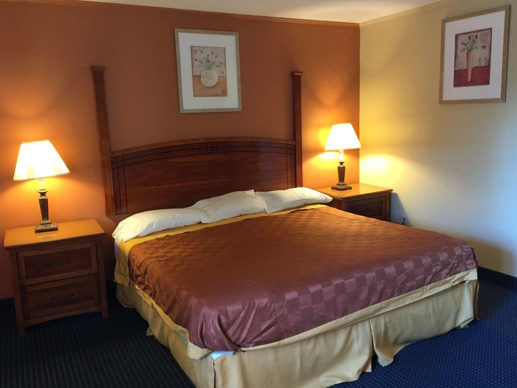 Hotel Red Carpet - Stamford